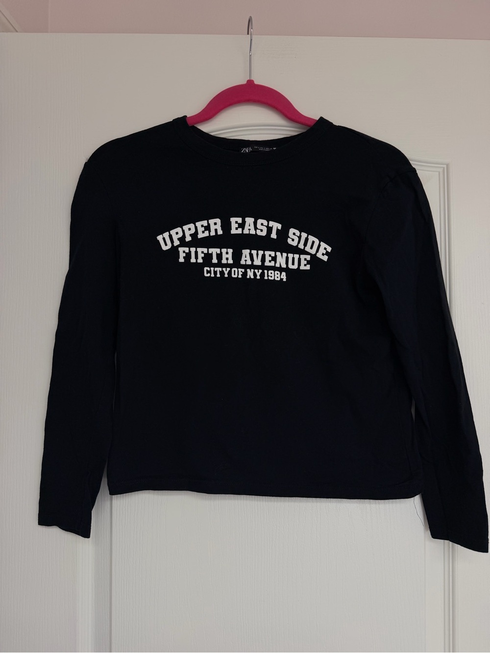 Zara Black Long-Sleeve NYC Graphic Sweatshirt